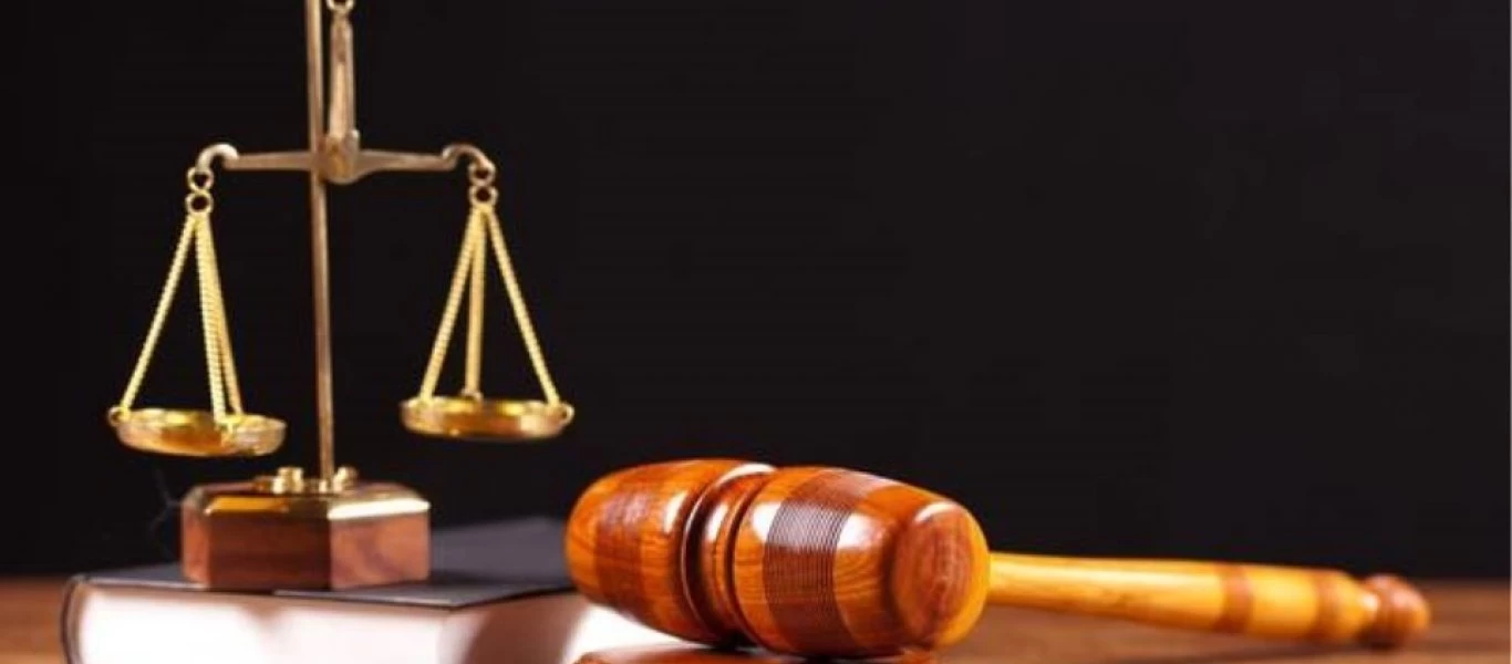 «Ράπισμα» στην κυβέρνηση η ανακοίνωση της Ένωσης Δικαστών και Εισαγγελέων: «Οπισθοδρόμηση το ν/σ για τα εργασιακά»